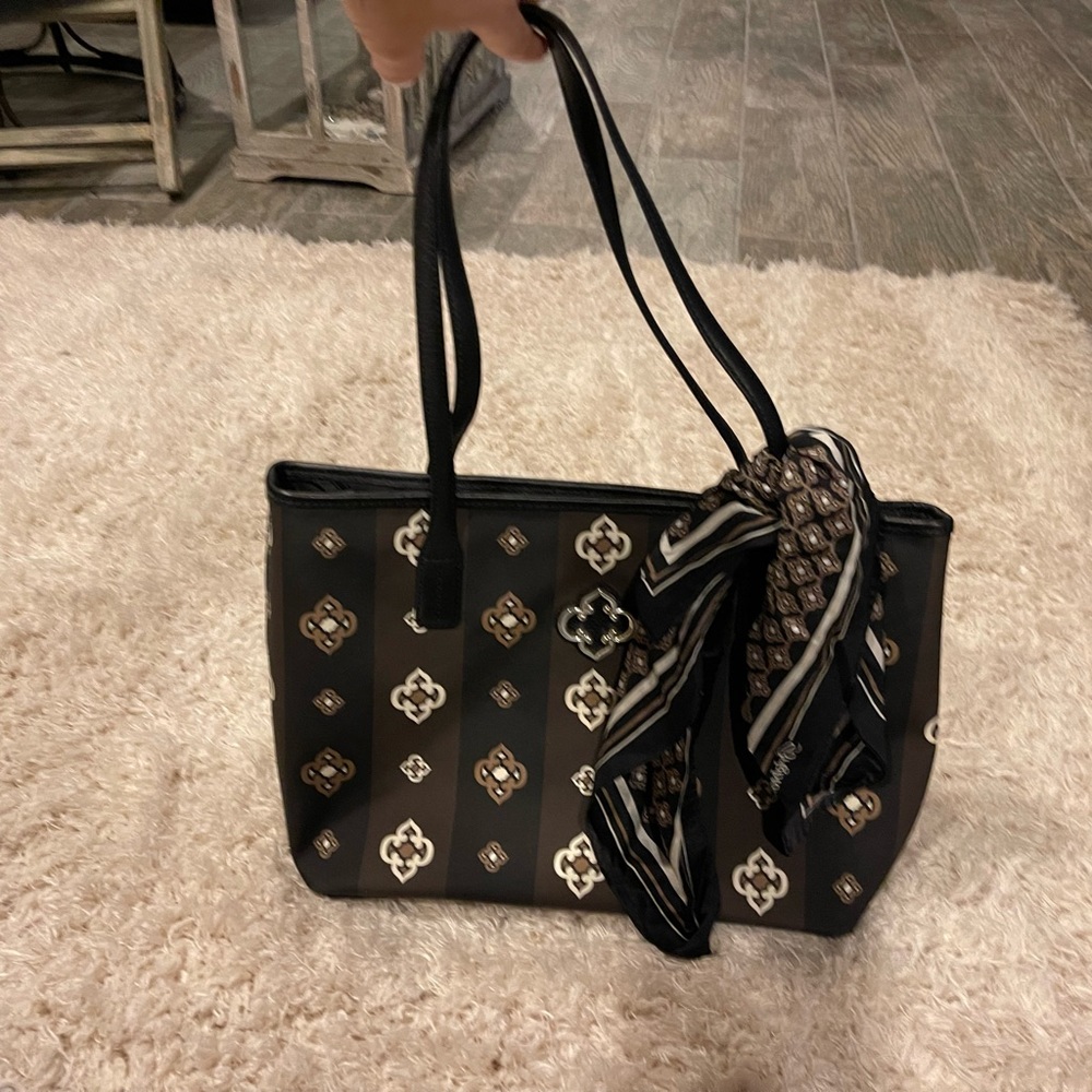 Brighton Quatrefoil Purse Bag Zipper Brown Black